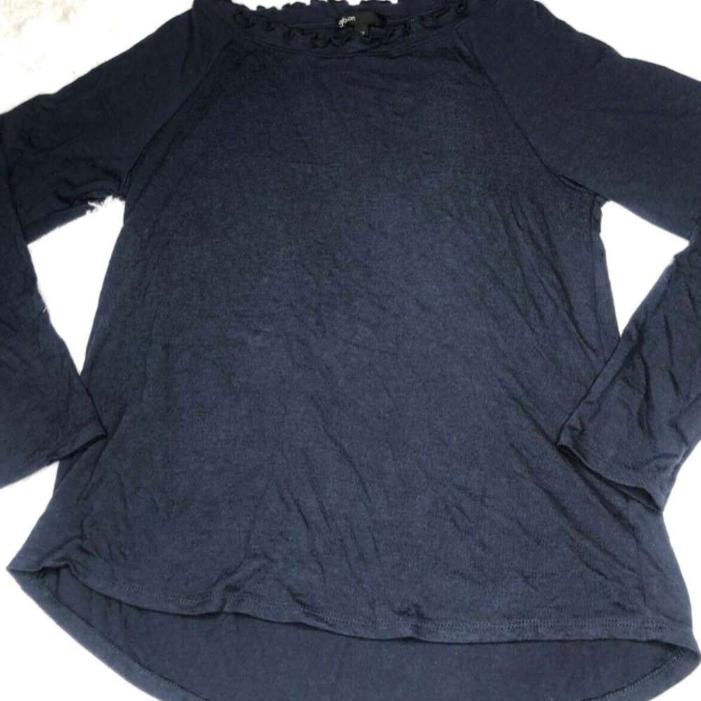 Gibson Ruffled Edge Raglan Pullover Top - Picture 4 of 9